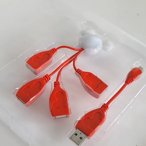 DISNEY Mickey Mouse Light Up Color Changing Multi USB Hub - Picture 8 of 8